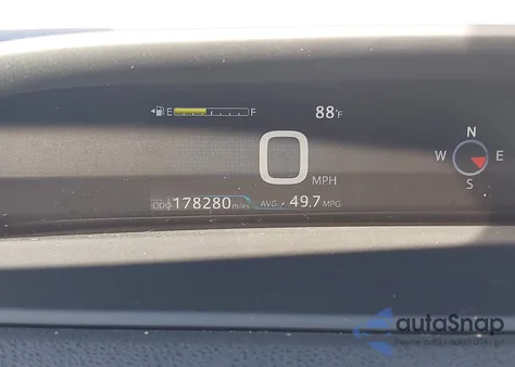 2016 Toyota Prius Three Touring z USA, uszkodzony, nr VIN JTDKARFU9G3522221